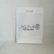 Нетканые Сумки 500 шт/партия Заказная сумка для покупок с логотипом Экологичные тканевые сумки вырезанная ручка волосы для упаковки подарка