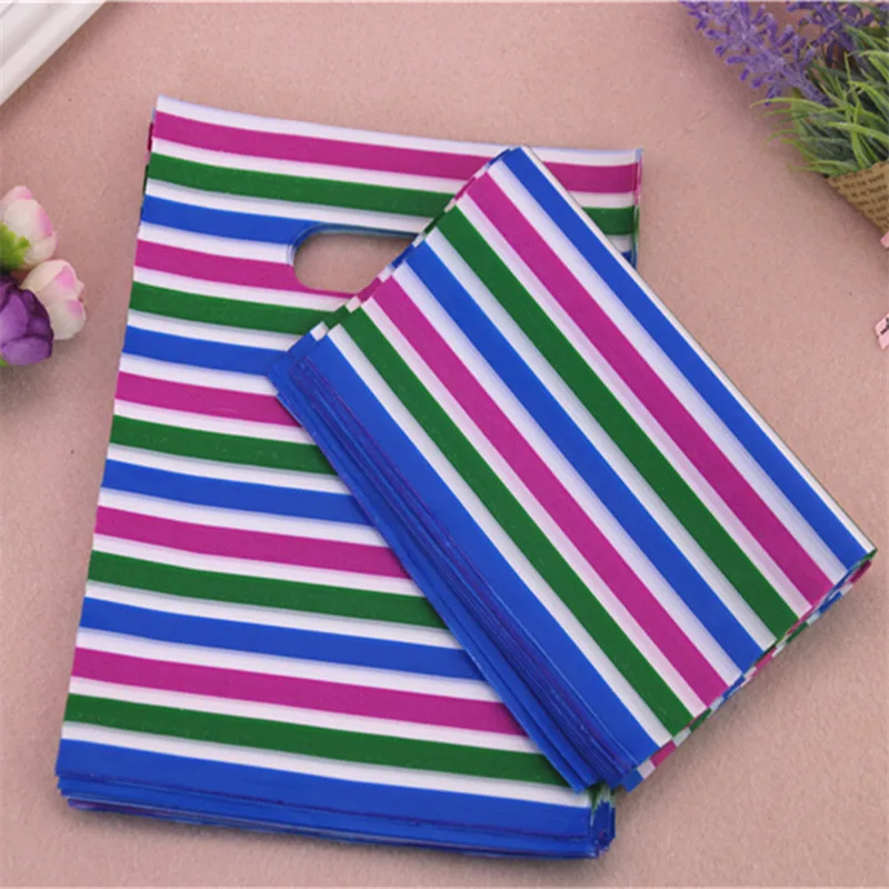 2016 New Style Wholesale 100pcs/lot 15*20cm Rainbow Line Plastic Packaging Gift Bags With Handles