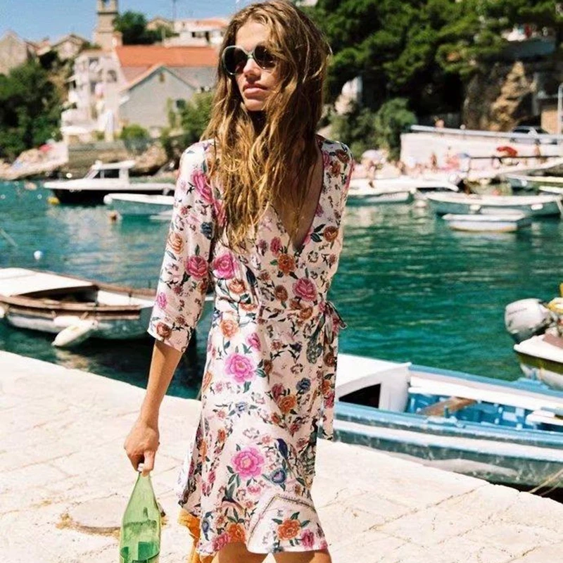 Фото Khale Yose Лето 2018 мини платье с v образным вырезом птица цветочный принт Boho шикарные Khale Yose Лето 2018 мини платье с v образным вырезом птица цветочный принт Boho шикарные