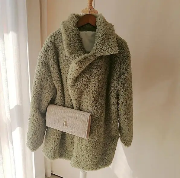 Высокое качество, новинка, Женское зимнее курчавое пальто из искусственной овечьей шерсти, корейское пальто с отворотом, сохраняющее тепло, мохнатая Меховая куртка, женская верхняя одежда