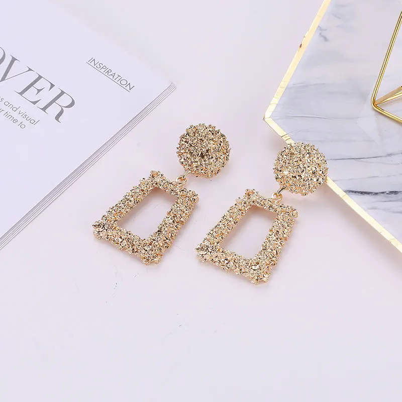 

Europe and the United States Exaggerated Atmospheric Matte Tide Geometric Earrings Creative Personality Embossed Long Earrings