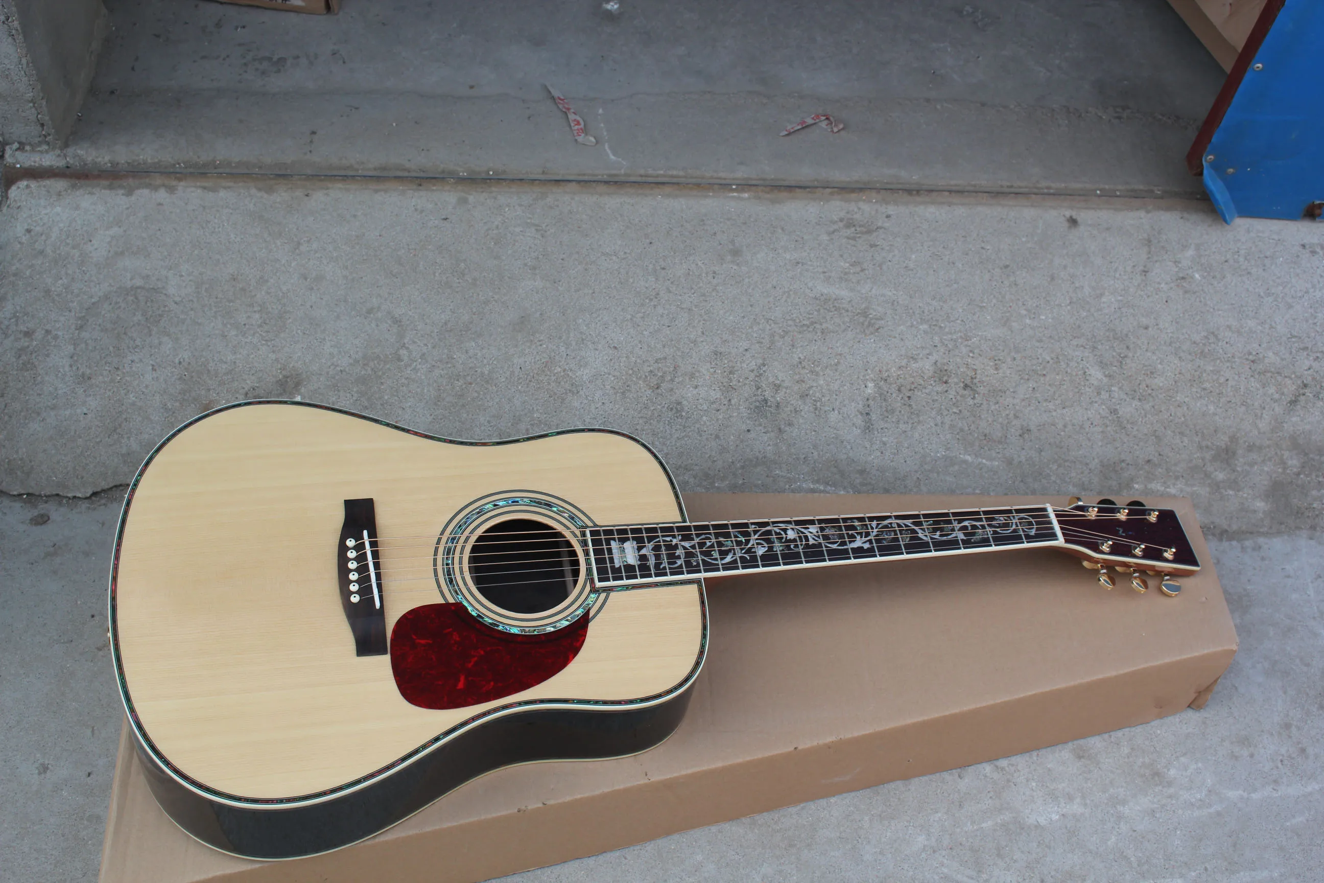 

Guitar factory custom 45 acoustic guitar life tree inlay fret solid spruce wood top guitar Free shipping