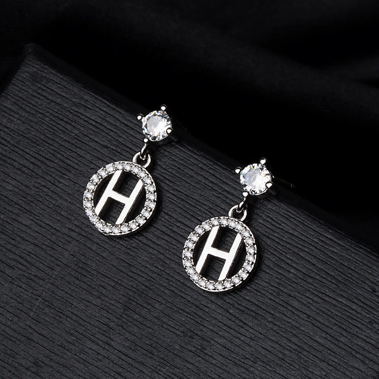 S925 silver H letter earrings,S925 silver needle earring,Fashion Jewelry Stud Earrings,