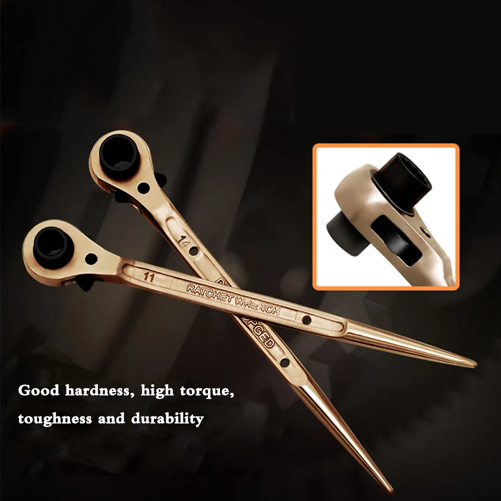 

1Pcs Six Angle Plum Blossom Pointed Tail Bidirectional Ratchet Multifunctional Socket Tool Wrench