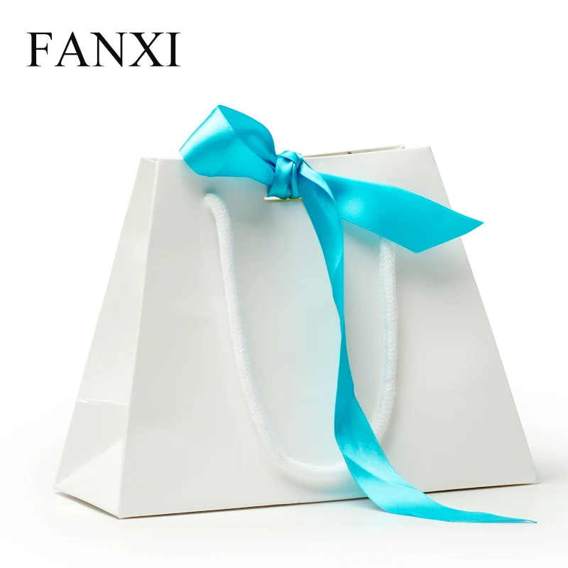 Luxury Gift Bags With Ribbon