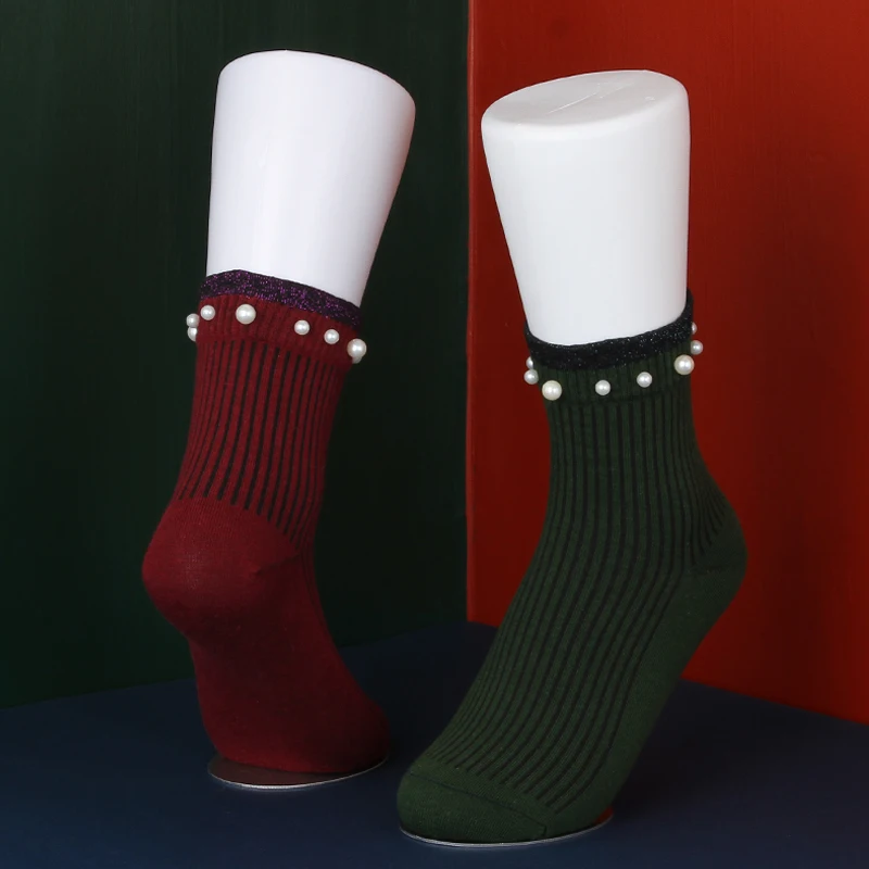 beaded-socks-women_02