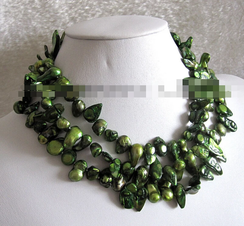

0734 Green Baroque Freshwater Pearl Necklace