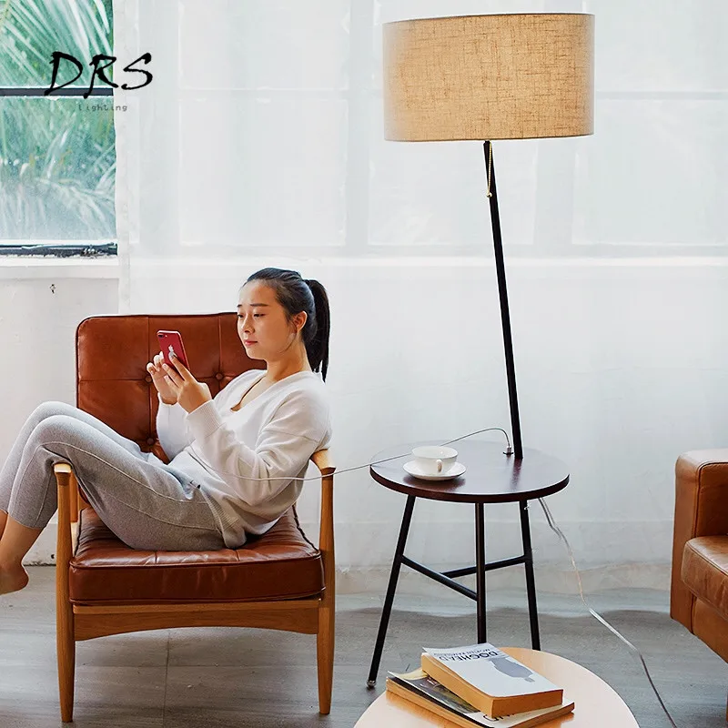 الشمال مصابيح أرضية لغرفة المعيشة بسيطة الحديثة أريكة الجدول لمبة أرضية ليد Lambader الإبداعية الدافئة أضواء Lampadaire العمودي