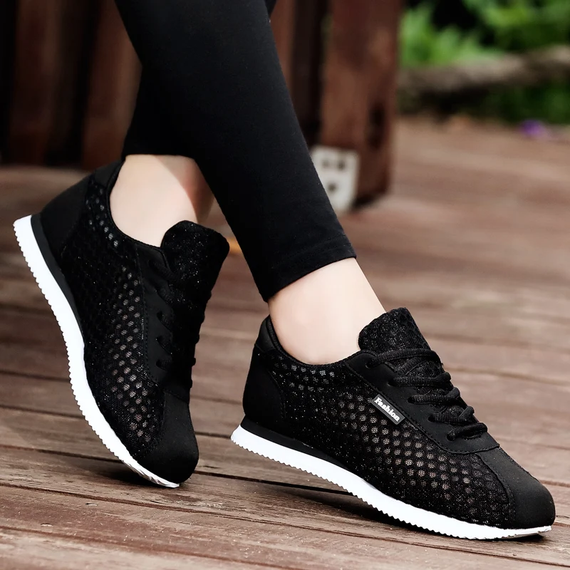 تنيس Feminino بارد تنس أحذية النساء أحذية رياضية 2019 الصيف الإناث في الهواء الطلق رياضية الهواء شبكة المشي الرياضة تنس المدربين أحذية