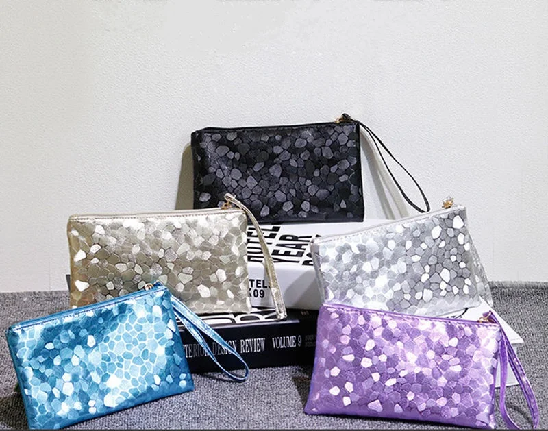 

Womens Fashion Glitter Sequins Handbag Evening Party Clutch Bag Wallet Purse Ladies Dot Sequins Bag Female Zipper Day Clutches