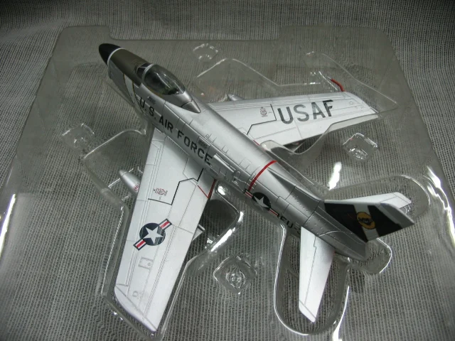 

1:72 U.S.AIR FORCE Sabres Fighter F-86D Alloy Aircraft Model