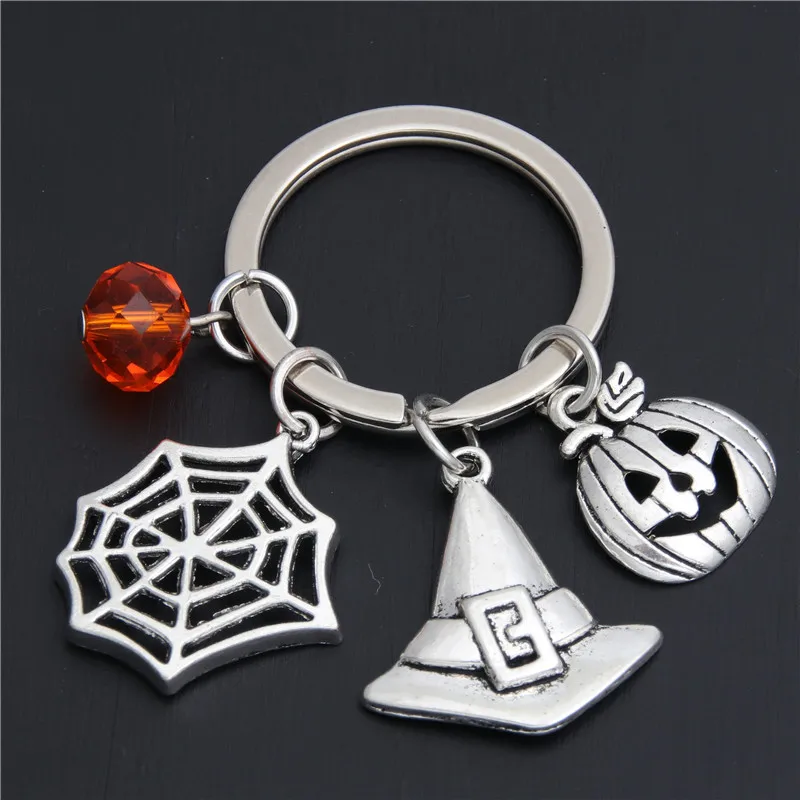 

1pc Spider Web Charms Keychians Hat Pumpkin Key Chains For Witch Lover Halloween Key Ring Gift With Bead Handmade Jewelry E2134