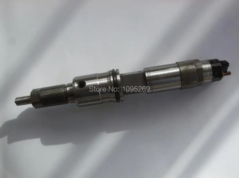 

Common rail fuel injector 0445120084