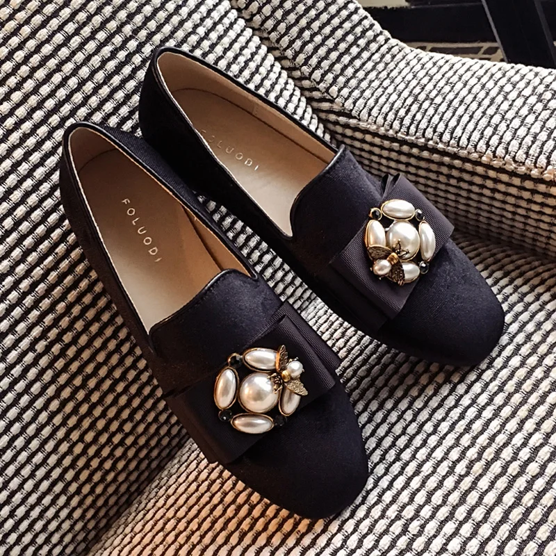 

Kjstyrka Brand Desginers Big Bowtie Pearls Bee Velvet Women Shoes Flat Heels Slip On Loafers Women's Ballerina Flats 2019 Spring