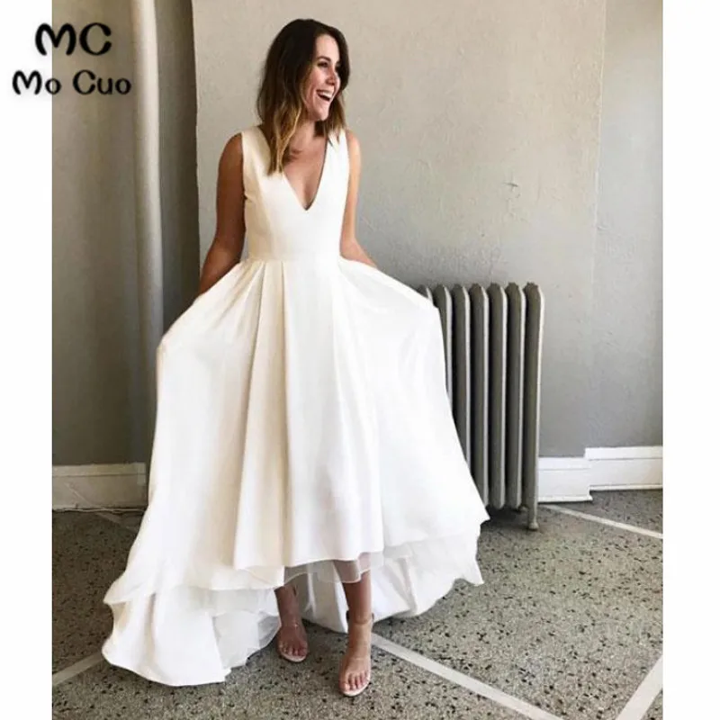 

Elegant 2018 Hi Lo Gown Evening Dresses Long with Pockets Sleeveless Deep V-Neck Zipper Back Formal Evening Party Dress