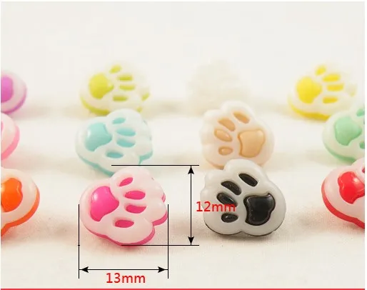 50Pcs Cute Paw Print Buttons Mixed Color Plastic Cartoon Children Sewing Cloth Button For Handmade Scrapbooking Crafts DIY 13MM