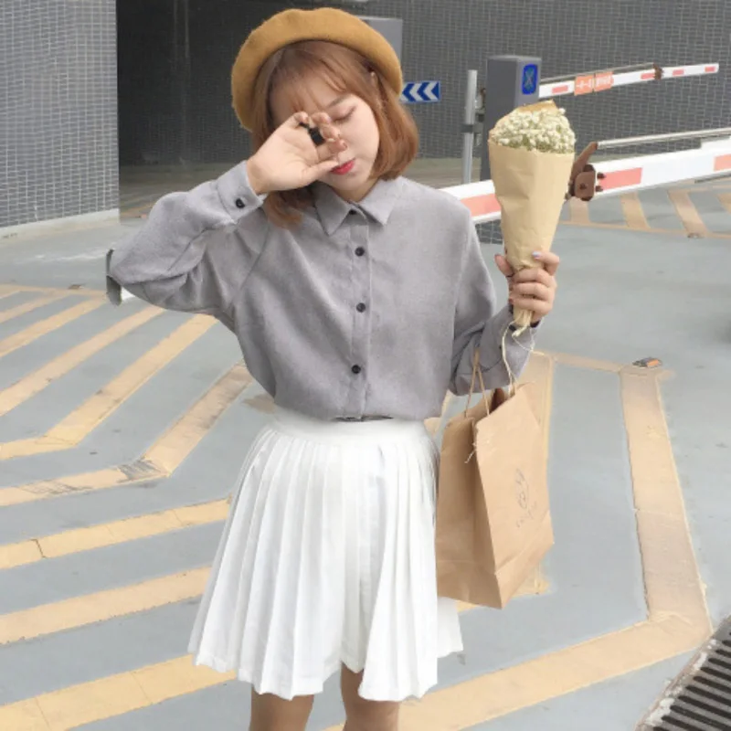 

Casual White Shirt Loose Women Shirts 2018 Autumn New Fashion Collar Plus Size Blouse Long Sleeve Buttons Women Tops Streetwear