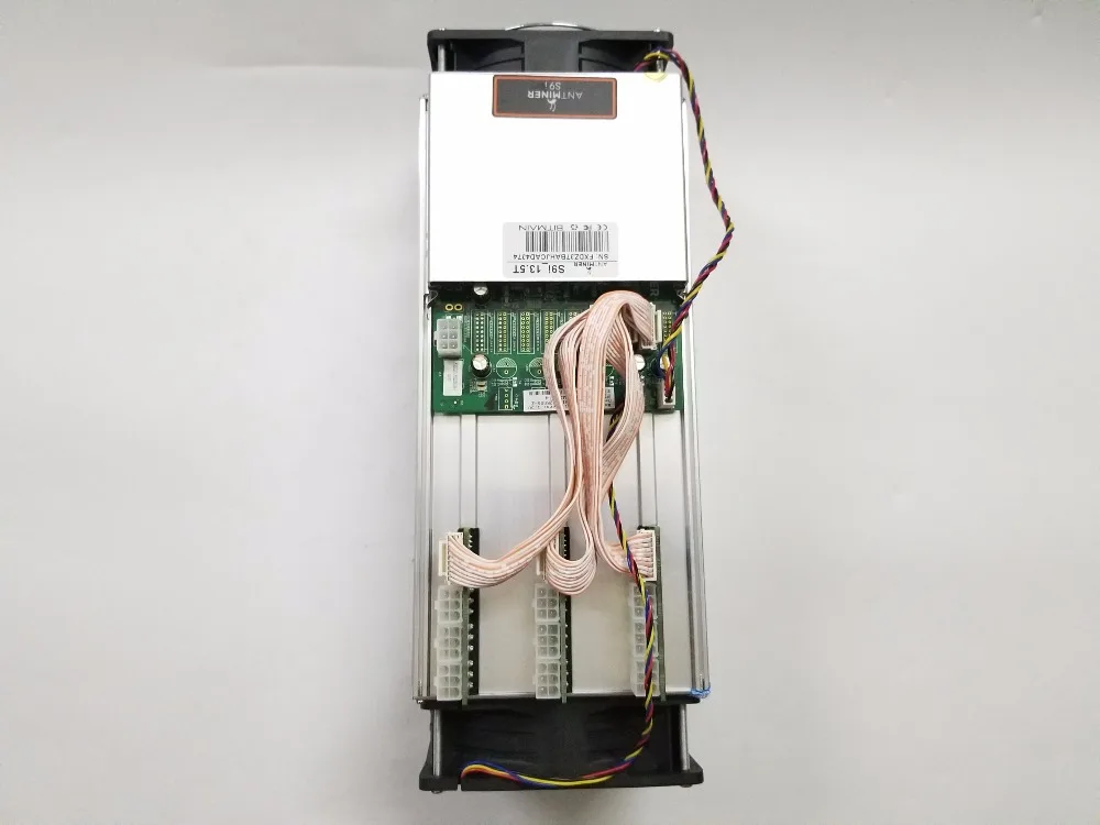 Asic Btc МПБ Шахтер AntMiner S9i 13,5 т Bitcoin Miner(без БП) от Bitmain лучше, чем WhatsMiner M3