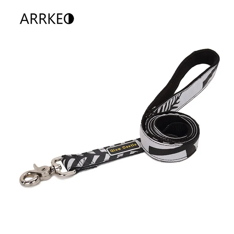 ARRKEO USA Canada Flag Nylon Dog Collar with Dog Leash Lead Puppy Cat Pet Supplies Dog Accessories 120 CM For Large Small Dogs (12)
