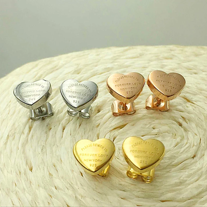 earring love