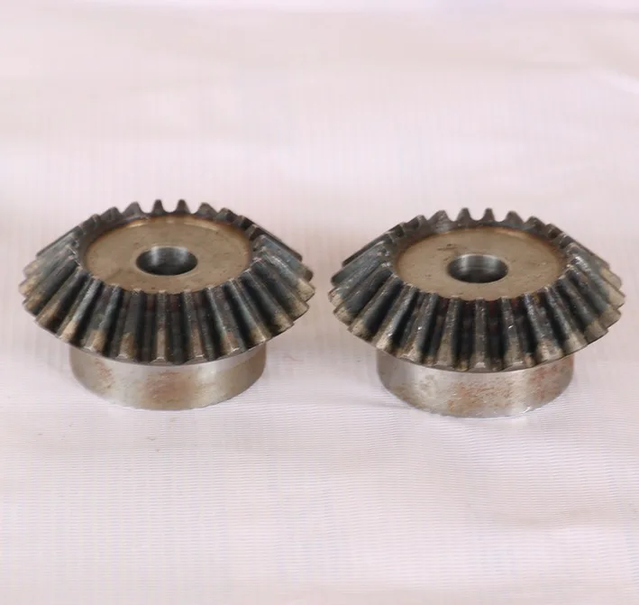 

4M-20Teeths Metal Umbrella Bevel Gear 90 Degrees 1 :1 Transmission--Diameter:85mm Hole:18mm