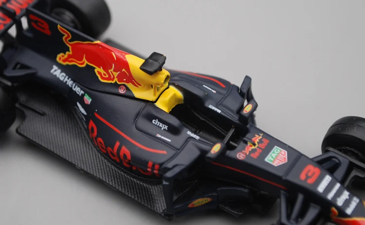 BBurago 1:43 F1 RedBull команда RB13 литья под давлением гоночный автомобиль