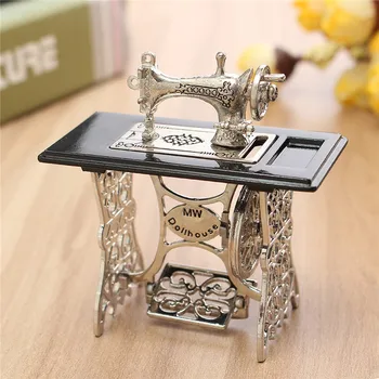 

Miniatura Toy Vintage Miniature Sewing Machine Furniture Toys Gifts For 1/12 Doll House Decor Retro Children Toys Accessories