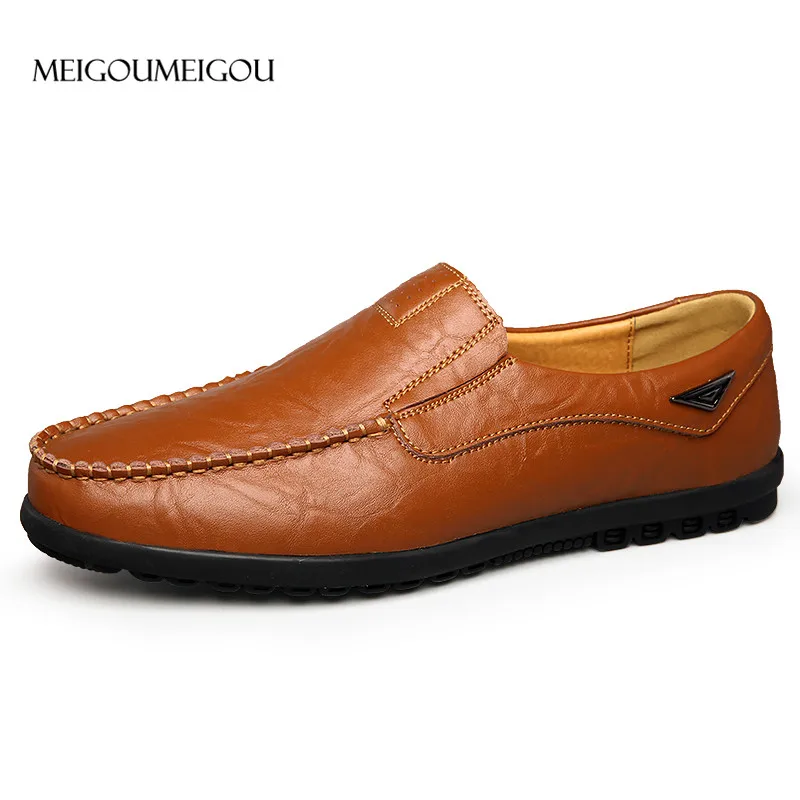 

MEIGOUMEIGOU 37-46 Big Size Leather Shoes Men Handmade Loafers Solid Color Soft Men Casual Shoes Metal Decoration Boat Shoes
