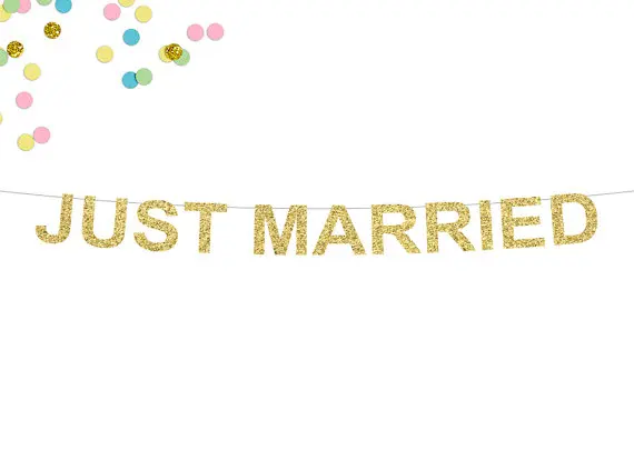 

Free Shipping 1 X Glitter Gold JUST MARRIED Banner Wedding Party Deco Supply