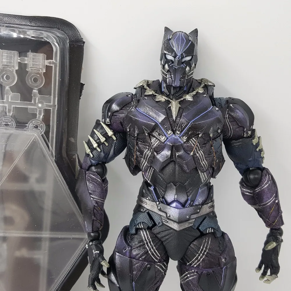 play arts black panther