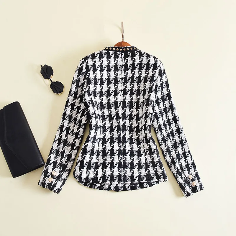 2019 Europe The US Catwalk Women Explosive Rivet Side Embroidery Badge A Buckle Thousand Bird Tweed Coat Suit Women Jackets 2019 Europe The US Catwalk Women Explosive Rivet Side Embroidery Badge A Buckle Thousand Bird Tweed Coat Suit Women Jackets