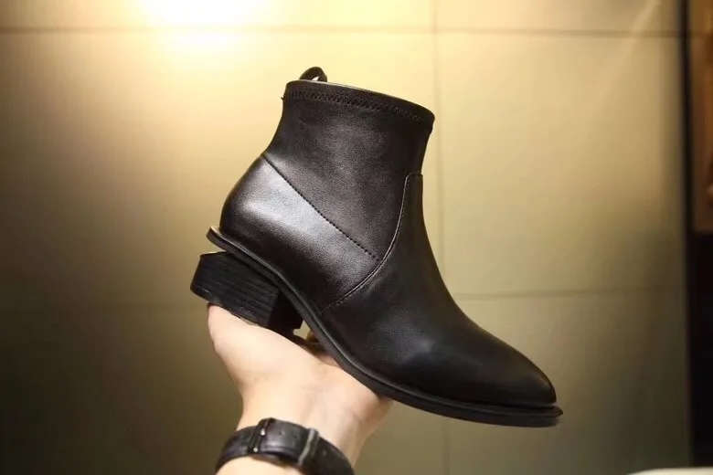 

2018 women's leather Martin boots fashion British style short boots round head low heel leather new autumn ankle boots