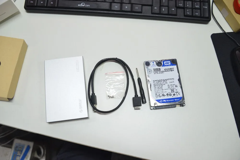 ORICO алюминиевый корпус USB3.0 для SATA3.0 5 Гбит/с 2,5 дюймовый жесткий диск поддержка 7 мм и 9,5 мм-серый/серебристый(2518S3