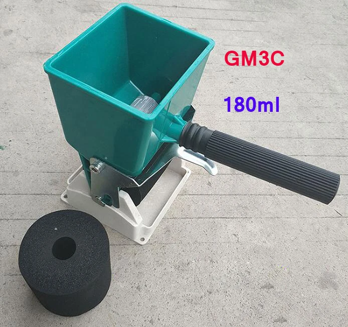 Angoily Manual Glue Applicator Wallpaper Glue Machine Carpenter Adhesive  Roller Applicator Carpenters Tools Wood Glue Roller Spreader T Tool Foam  Rubber Wheel Roller Brush Small: : Tools & Home Improvement