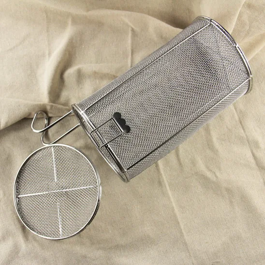 

Stainless steel soup basket mesh filter basket cooking tools metal colanders and strainers