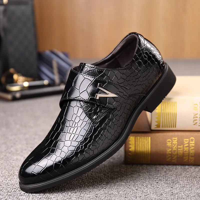 

new Italian Fashion Handmade Genuine Leather Men Black Brown Formal Shoes Autumn Office Business Wedding Dress Loafers Male