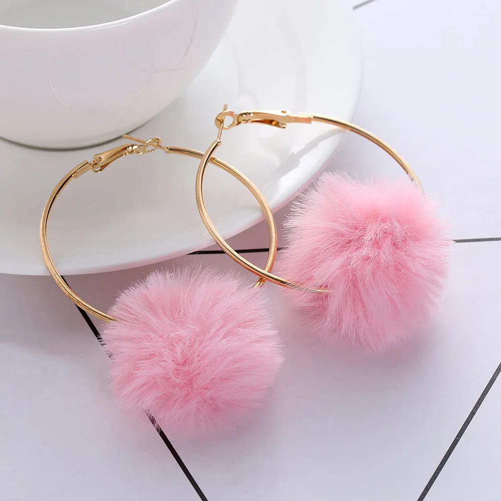 1 пара корейских сладких волос шарик кольцо серьги для женщин ювелирные изделия Черный Красный Кристалл женский личности простой розовый плюш серьга с мехом