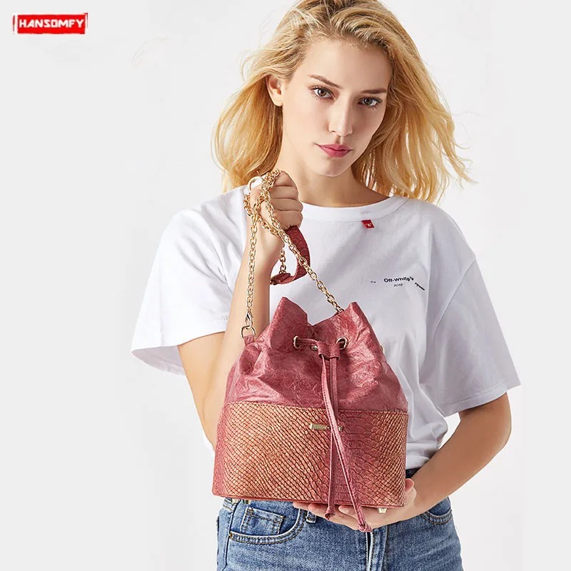

New Cork bag 2019 women Messenger bag bucket Wooden shoulder chain bag wandering original bag designer handbags