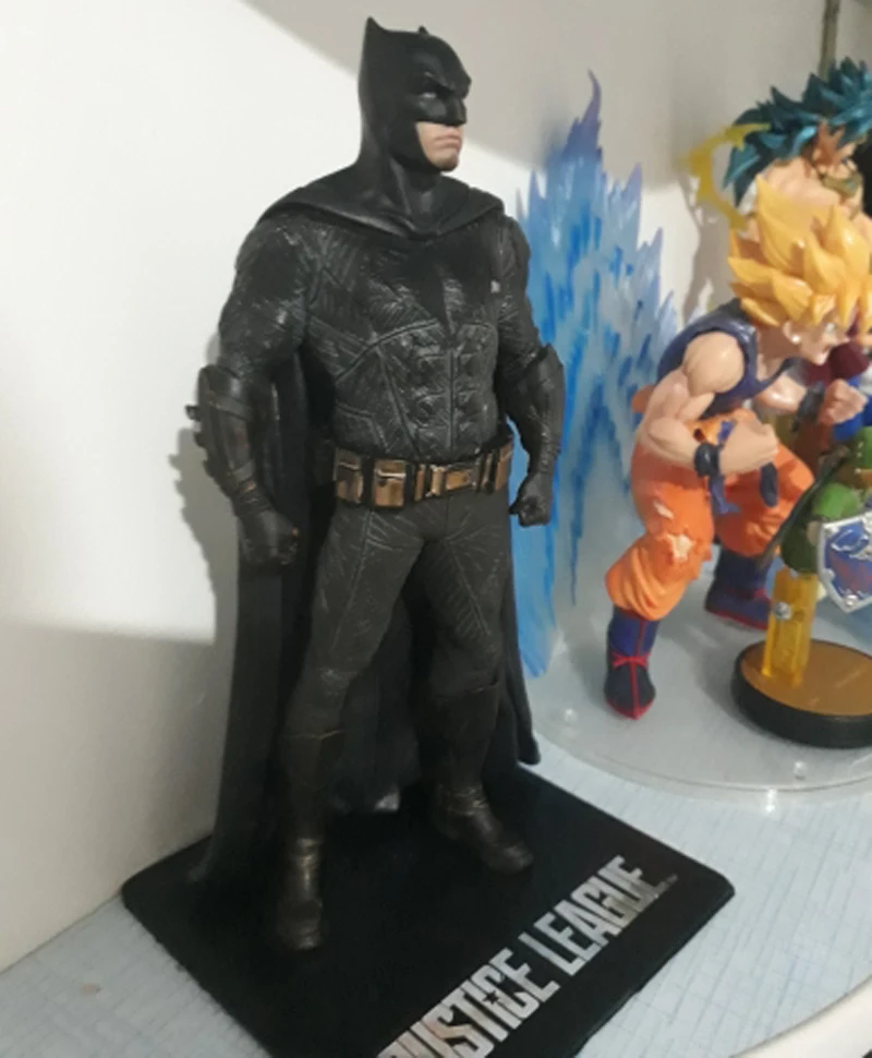 7inch 18cm ARTFX STATUE Justice League Aquaman Cyborg Superman Batman Wonder Woman Flash 1 10 Scale Action Figure Toy Doll (19)