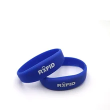 Индивидуальный логотип 100 шт. 13,56 МГц ISO14443A 1 K MF1108 S50 Совместимость Водонепроницаемый Smart NFC силиконовый браслет для радиочастотной идентификации браслет на запястье