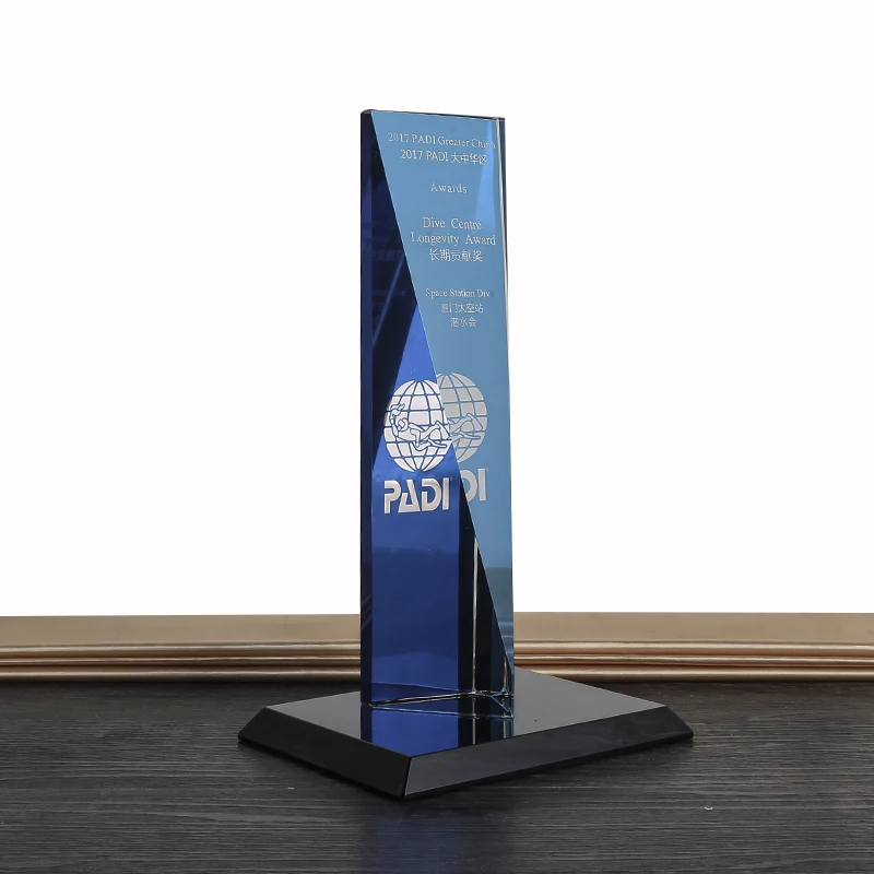 

Customized Crystal Trophy Cup Creative Encourage LOGO words Sports Souvenirs