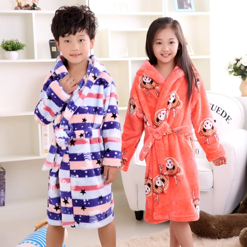 Hot 2018 Autumn Winter Children's Flannel Sleepwear Robe Boys & Girls Dressing Gown Coral Velvet Pajamas Baby Kids Bathrobes X10