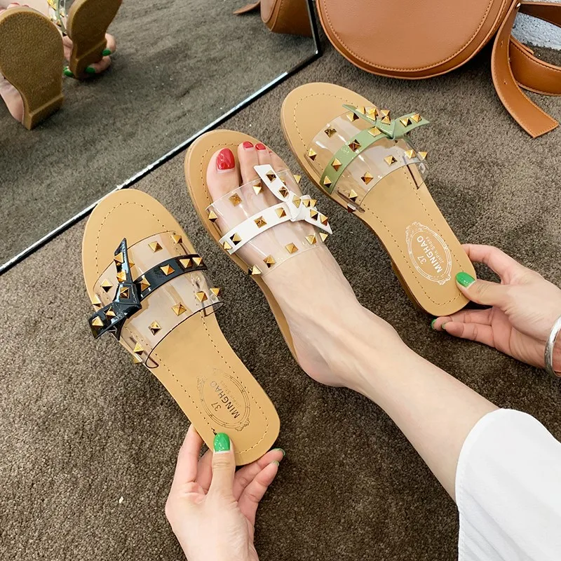 

2019 Summer New Green Slippers Women Fashion Transparent Rivets Female Slippers Casual Flat Shoes Flip Flops Woman Shose 35-40