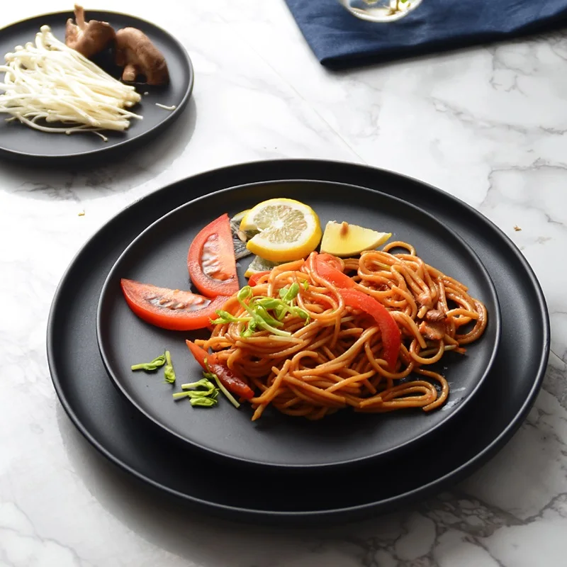 Japan and South Korea christmas ceramic plates pasta pizza Pan round household pendulum breakfast tray cake black flat plate