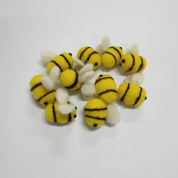 

RUBIHOME Wholesale(10 pieces/lots)Wool Needle Felting DIY Craft Bees Design for Dust Plug Accessories 2.5cm