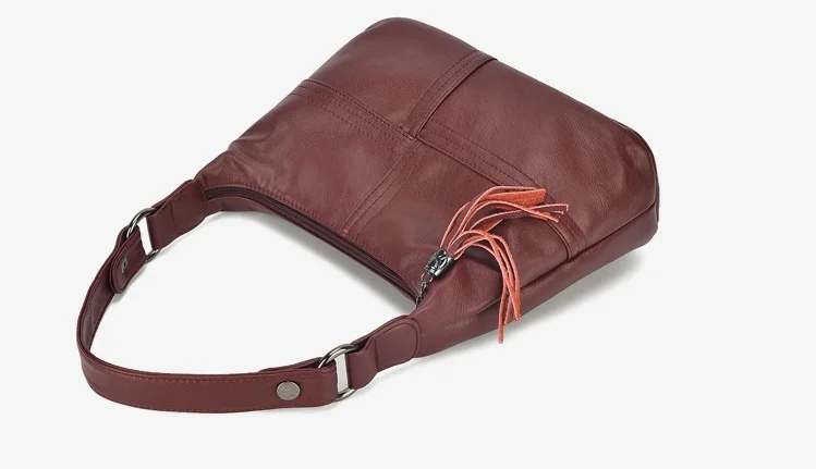 9020323953_1960693055