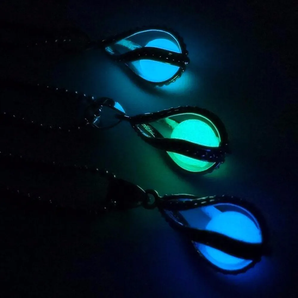 

New fluorite rhinestone womens mermaid tear holy glow in the dark necklace, Fashion noctilucent necklace