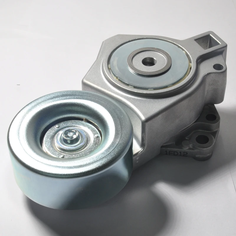 Alternator Drive Belt Auto Tensioner For Mitsubishi L200 L200 SPORTERO