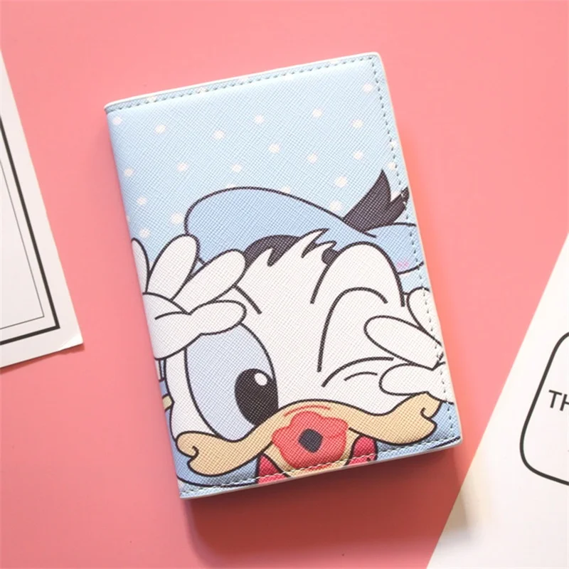 

2019 Donald Duck Card Holder Purse Multi-function Bag Cover on the passport Holder Protector Wallet Business Card boys Passport