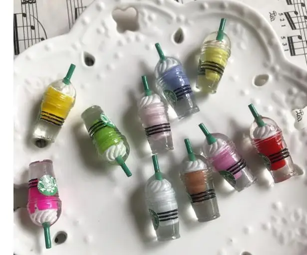 

100pcs Straw cup ice cream cup mobile phone shell beauty material diy resin accessories Model Small Statue Mini simulation toys